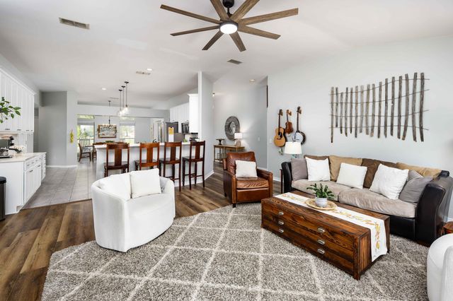 2400 Crescent Road, Navarre, FL 32566