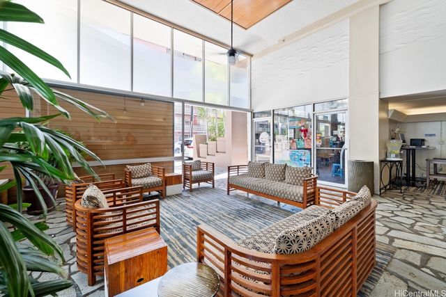 2427 Kuhio Avenue 2503, Honolulu, HI 96815