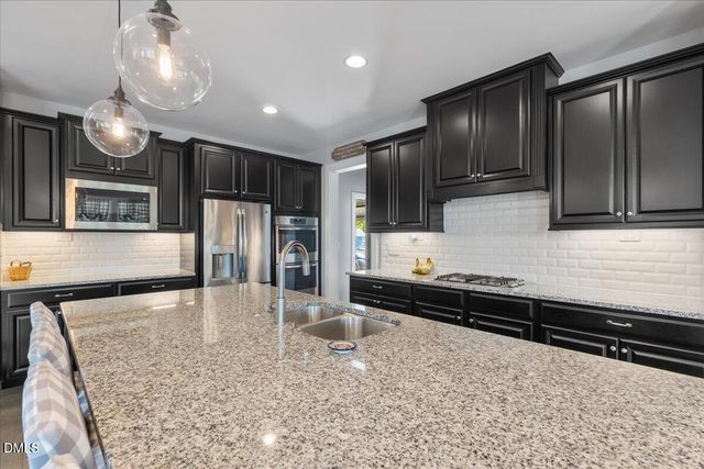 2918 Jordan Pointe Boulevard, New Hill, NC 27562