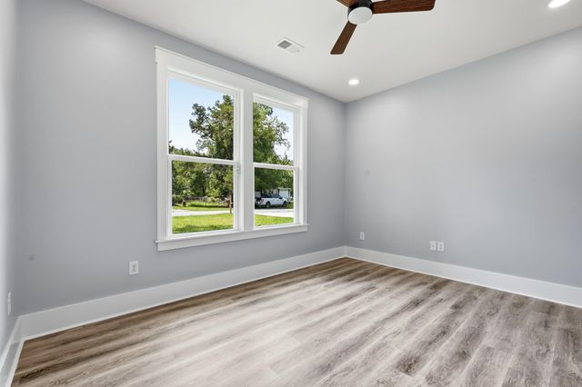 1706 Simms St., Georgetown, SC 29440