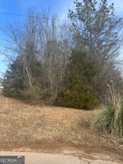 198 Gregory Drive, Martin, GA 30557