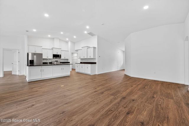 474 Scenic Road SW, Palm Bay, FL 32908