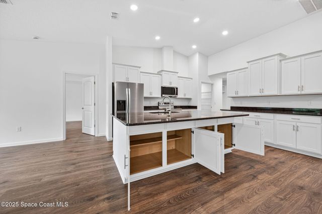 474 Scenic Road SW, Palm Bay, FL 32908