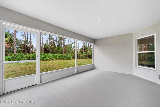 474 Scenic Road SW, Palm Bay, FL 32908