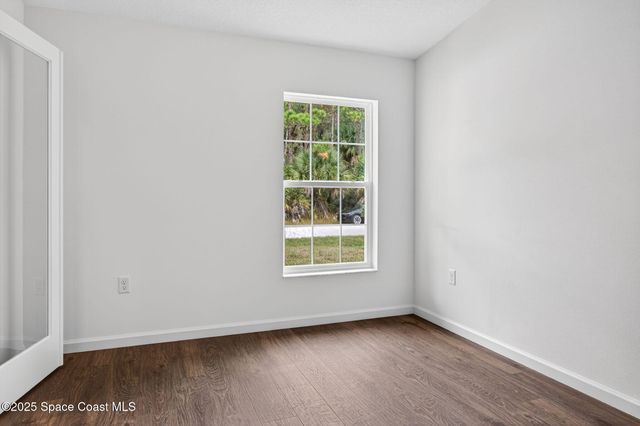 474 Scenic Road SW, Palm Bay, FL 32908