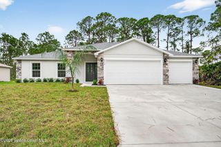 474 Scenic Road SW, Palm Bay, FL 32908