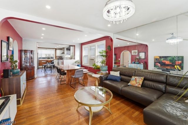 209 Floral St, Roselle Boro, NJ 07203