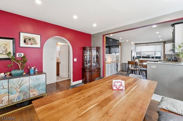 209 Floral St, Roselle Boro, NJ 07203