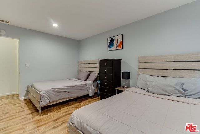 7858 JAMIESON Avenue, Reseda (los Angeles), CA 91335
