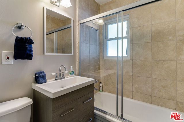 7858 JAMIESON Avenue, Reseda (los Angeles), CA 91335