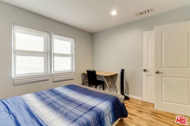 7858 JAMIESON Avenue, Reseda (los Angeles), CA 91335