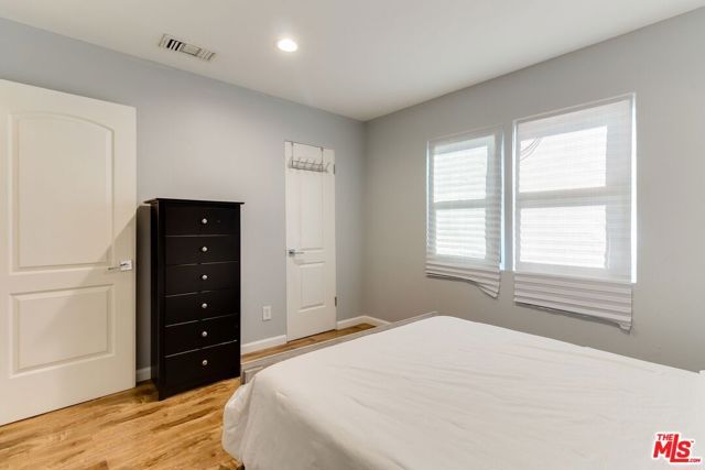 7858 JAMIESON Avenue, Reseda (los Angeles), CA 91335