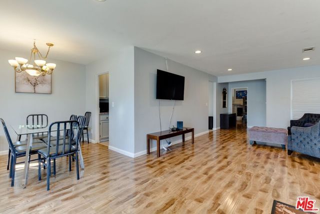 7858 JAMIESON Avenue, Reseda (los Angeles), CA 91335