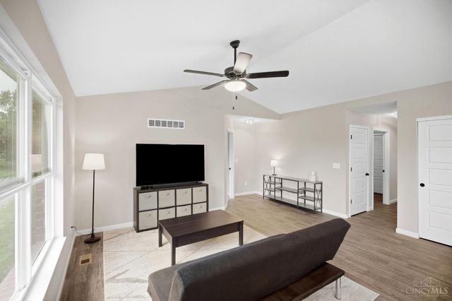 1940 Redbud Drive, Hamilton, OH 45013