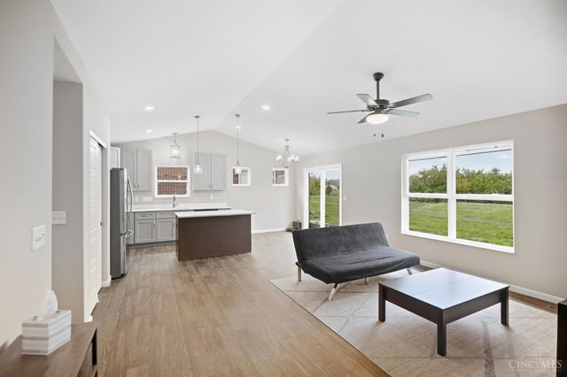 1940 Redbud Drive, Hamilton, OH 45013