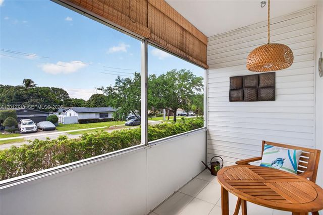 4451 NW 16th St K208, Lauderhill, FL 33313