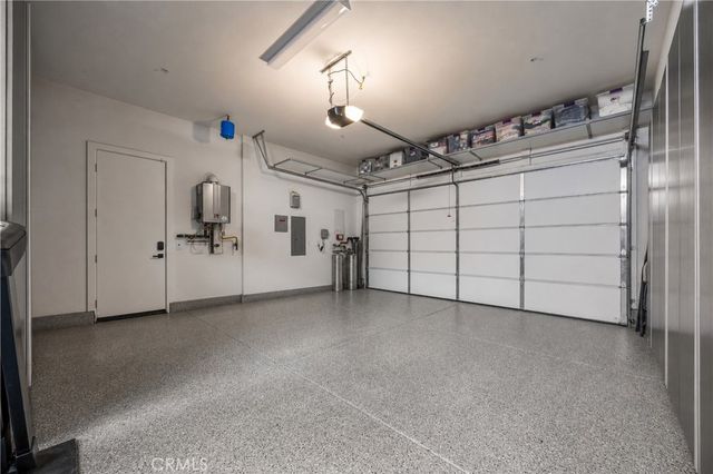 27762 Lens, Valencia, CA 91381