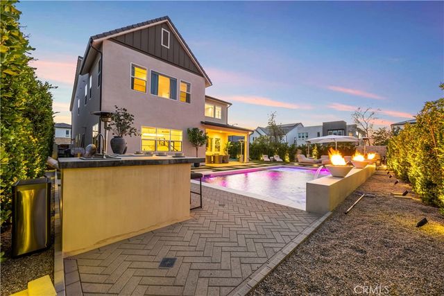 27762 Lens, Valencia, CA 91381