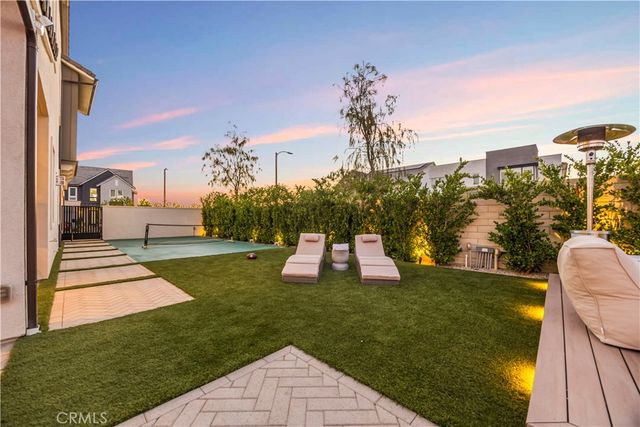 27762 Lens, Valencia, CA 91381
