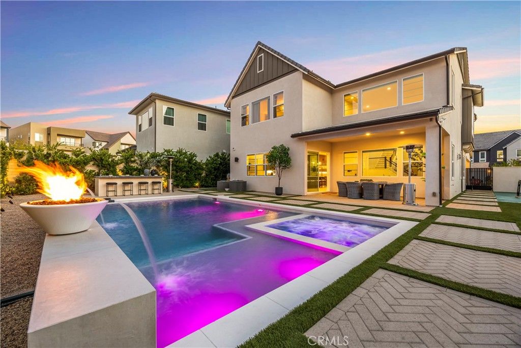 27762 Lens, Valencia, CA 91381