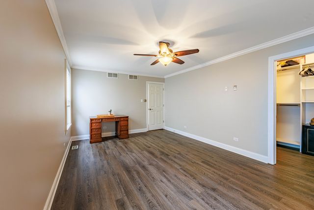 1022 Edinburgh Court, Joliet, IL 60431