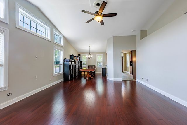 1022 Edinburgh Court, Joliet, IL 60431