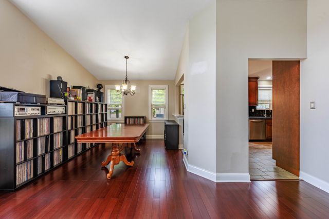 1022 Edinburgh Court, Joliet, IL 60431