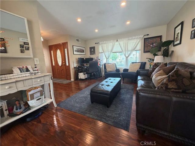 340 Mitchell, Redlands, CA 92374