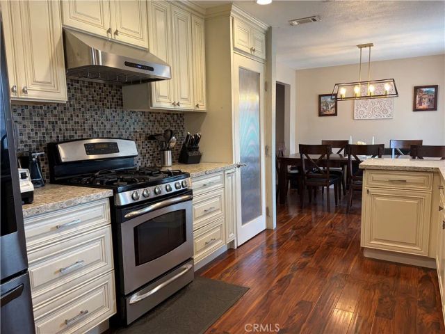 340 Mitchell, Redlands, CA 92374