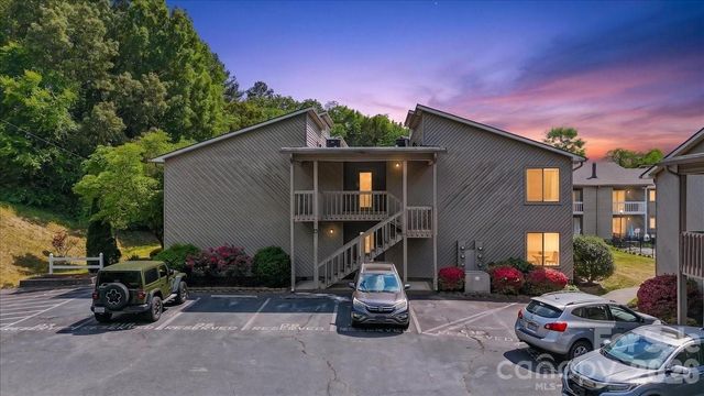 140 Lake Concord Road NE D10, Concord, NC 28025