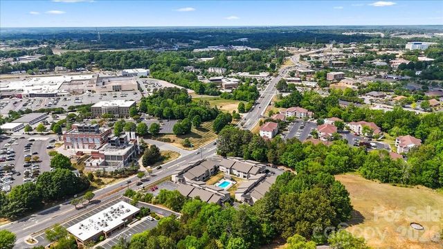 140 Lake Concord Road NE D10, Concord, NC 28025
