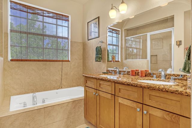 2560 NE 11th Street, Pompano Beach, FL 33062