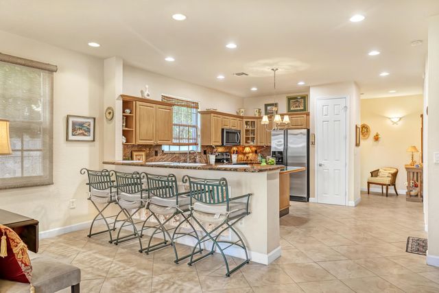 2560 NE 11th Street, Pompano Beach, FL 33062