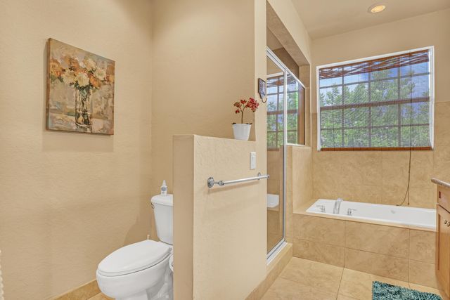 2560 NE 11th Street, Pompano Beach, FL 33062