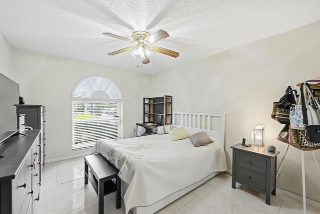 12043 SW 1st Street, Coral Springs, FL 33071