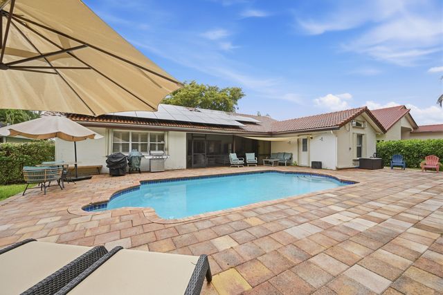 12043 SW 1st Street, Coral Springs, FL 33071