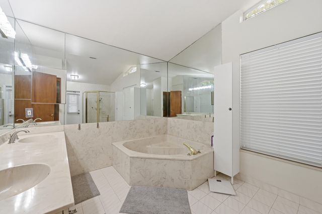 12043 SW 1st Street, Coral Springs, FL 33071