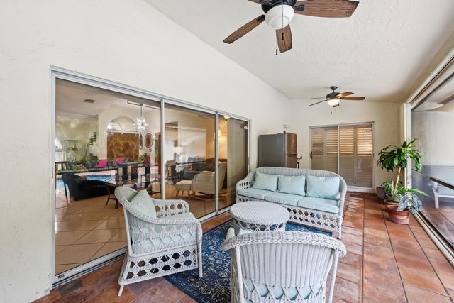 12043 SW 1st Street, Coral Springs, FL 33071