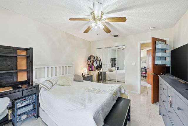 12043 SW 1st Street, Coral Springs, FL 33071