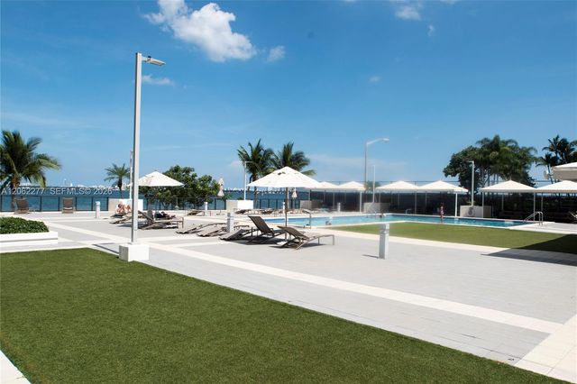 600 NE 36th Street 1507, Miami, FL 33137