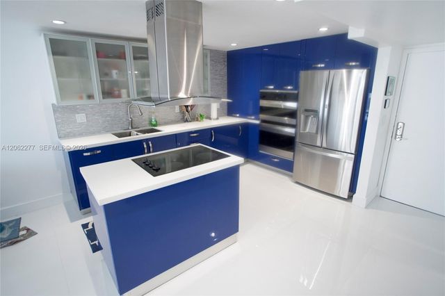 600 NE 36th Street 1507, Miami, FL 33137