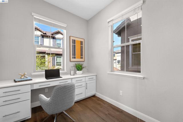 1597 Hidden Creek Ln, Milpitas, CA 95035