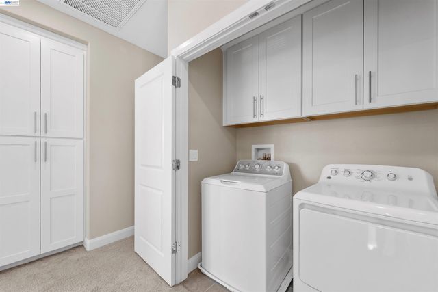 1597 Hidden Creek Ln, Milpitas, CA 95035