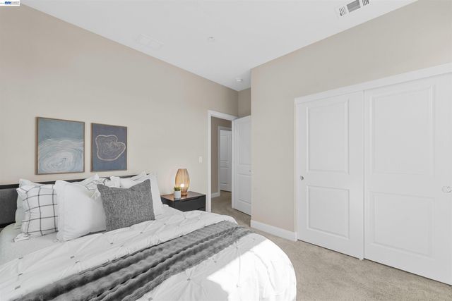 1597 Hidden Creek Ln, Milpitas, CA 95035