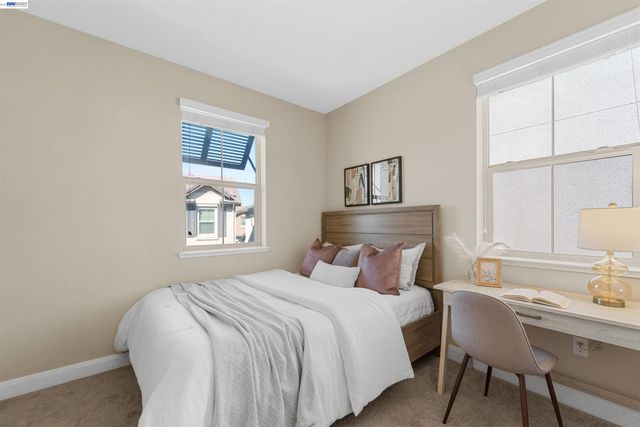 1597 Hidden Creek Ln, Milpitas, CA 95035