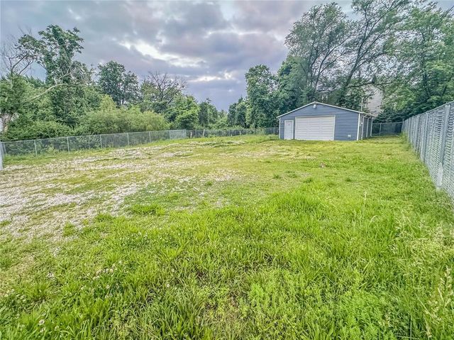 522 Lagro Avenue, St Louis, MO 63125