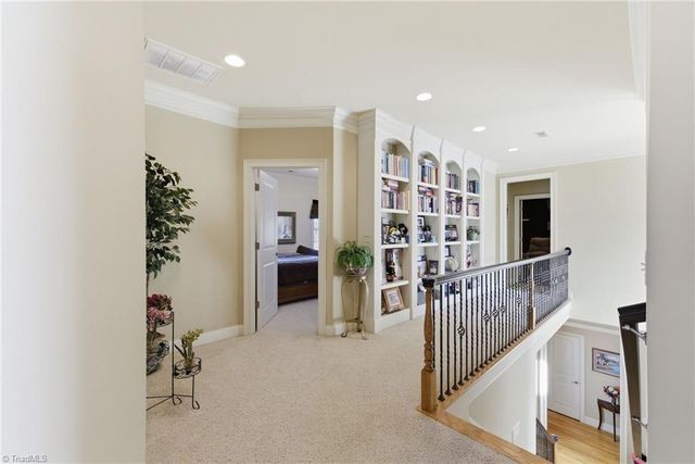 204 Fosseway Drive, Greensboro, NC 27455