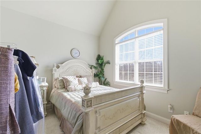 204 Fosseway Drive, Greensboro, NC 27455