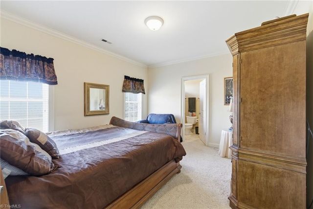 204 Fosseway Drive, Greensboro, NC 27455