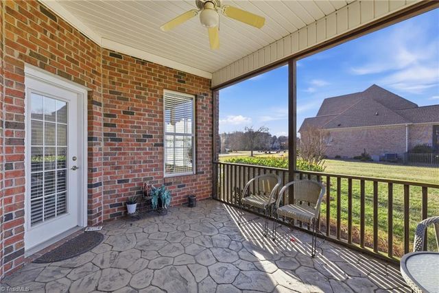 204 Fosseway Drive, Greensboro, NC 27455